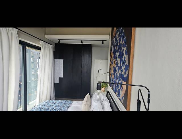 1 BEDROOM APARTMENT FOR SALE IN SANDOWN